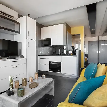 Village Naturiste R4n - Le Mirror Port Nature Luxe Apartment *